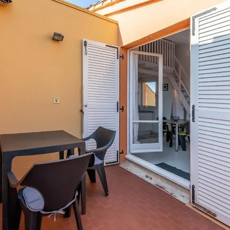 Les 4 Soleils- 16ab- Moderne- 4pers Apartment